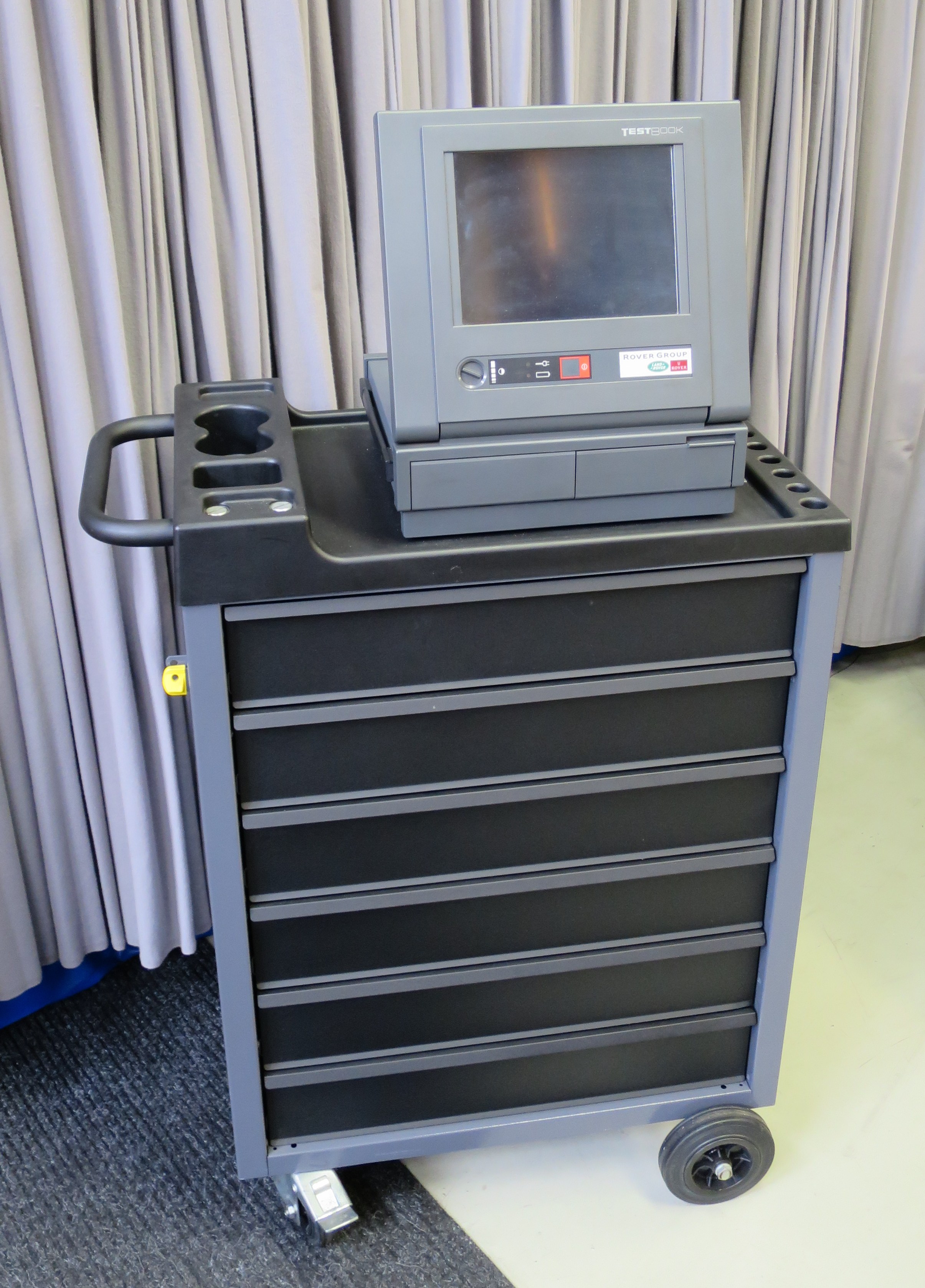 Rover Testbook op kar